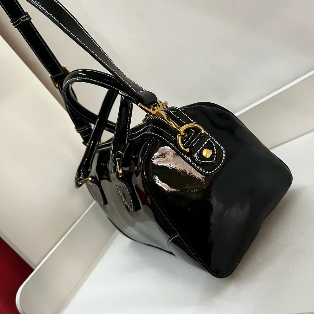 ISAAC MIZRAHI Black Patent Flower Boston Bag Satchel Tote